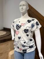CAMISETA DE CORAZONES - Imagen 2