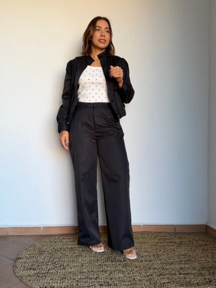 Conjunto pantalón y bomber